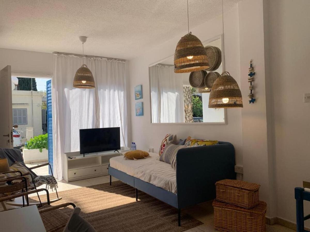 Romy'S Cozy One Bedroom Apt Larnaca Eksteriør billede